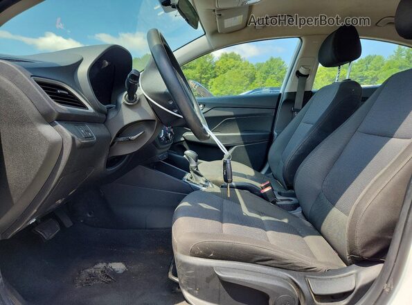 3KPC24A64ME129227 2021 HYUNDAI ACCENT White Front interior view