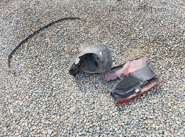 3KPC24A64NE171835 2022 HYUNDAI ACCENT Burgundy Widok komory silnika
