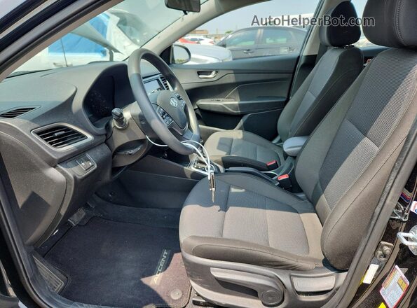 3KPC24A65LE123273 2020 HYUNDAI ACCENT Black Вид салону спереду