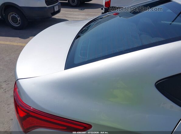 3KPC24A66LE118714 2020 HYUNDAI ACCENT Silver Вид задньої частини салону