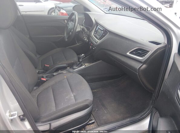 3KPC24A66ME142870 2021 HYUNDAI ACCENT Silver Սալոնի դիմացի տեսք