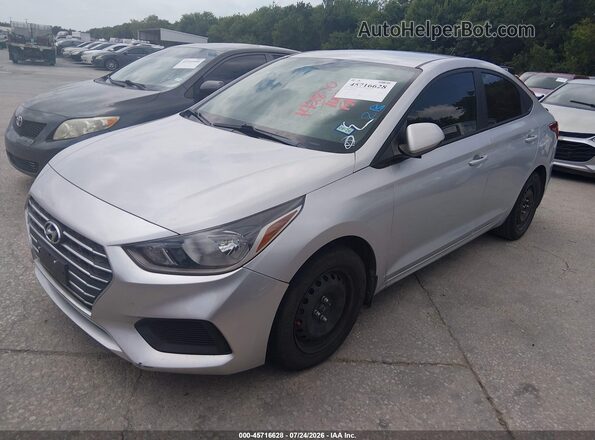 3KPC24A66ME142870 2021 HYUNDAI ACCENT Silver Առջևի ձախ երեք քառորդ տեսարան