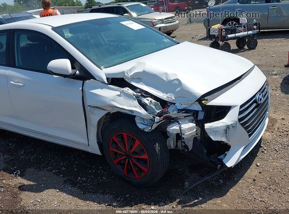3KPC24A66NE164269 2022 HYUNDAI ACCENT White Դիմացի տեսք