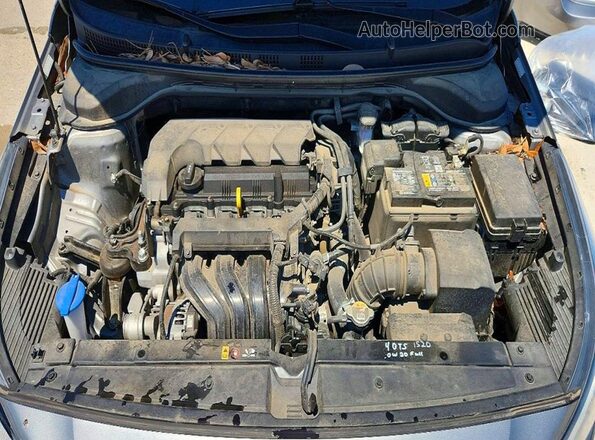 3KPC24A67NE178875 2022 HYUNDAI ACCENT Gray Սալոնի հետևի տեսք