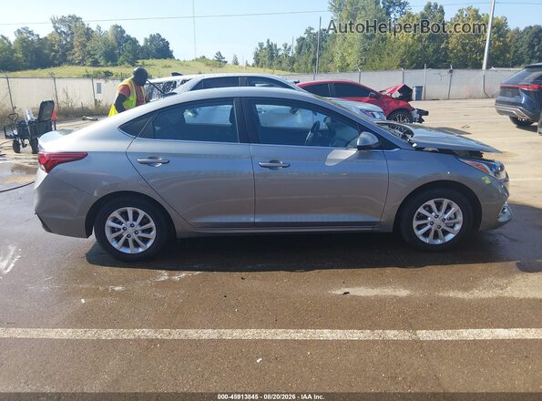 3KPC24A67NE189908 2022 HYUNDAI ACCENT Gray Vista interior trasera