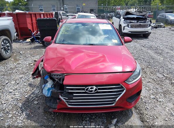 3KPC24A68NE166704 2022 HYUNDAI ACCENT Red Widok wnętrza z tyłu