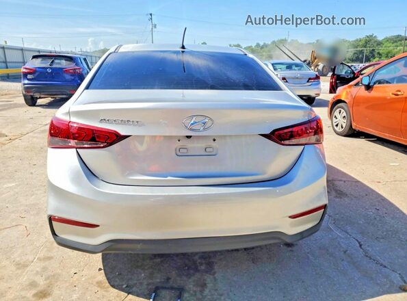 3KPC24A68NE175774 2022 HYUNDAI ACCENT Silver Հետևի տեսք