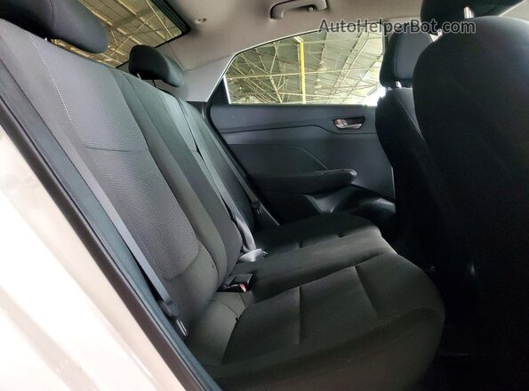 3KPC24A69LE092187 2020 HYUNDAI ACCENT White უკანა სავარძლების ხედი