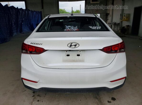 3KPC24A6XLE113581 2020 HYUNDAI ACCENT White Вид ззаду