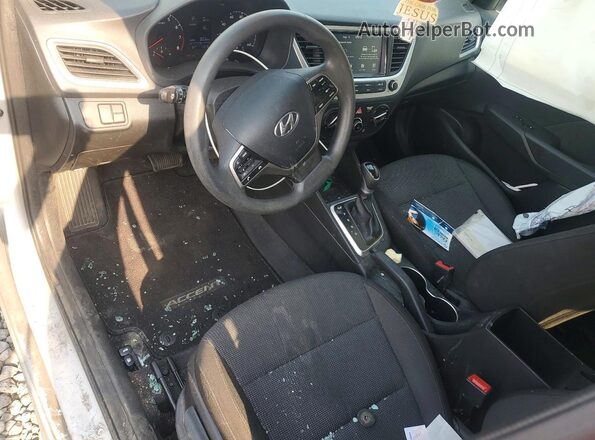 3KPC24A6XME147053 2021 HYUNDAI ACCENT Серебряный Вид панели приборов