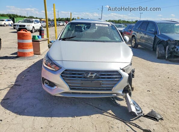 3KPC34A39KE057702 2019 HYUNDAI ACCENT Silver Widok z przodu