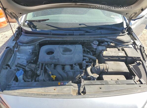 3KPC34A39KE057702 2019 HYUNDAI ACCENT Silver Widok wnętrza z tyłu