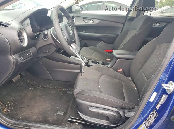 3KPF24AD0KE031577 2019 KIA FORTE Blue Widok wnętrza z przodu