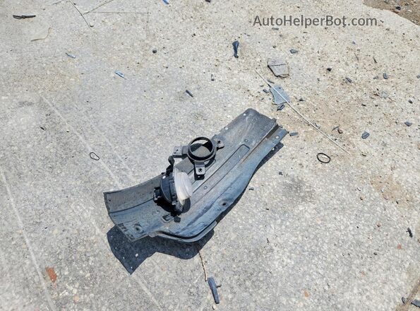 3KPF24AD0KE109730 2019 KIA FORTE Серебряный Вид подкапотного пространства