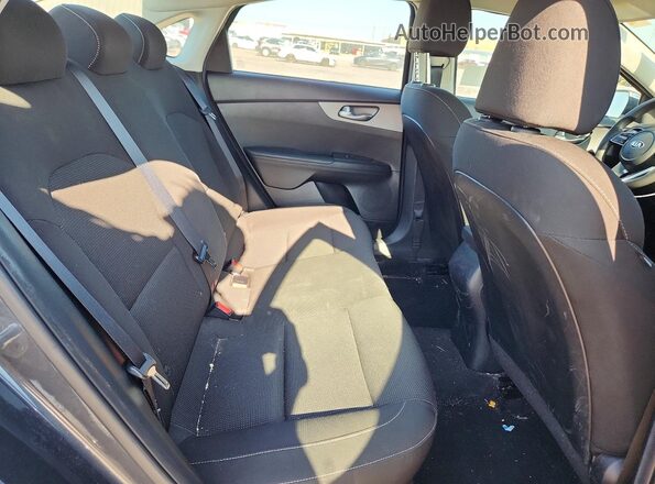 3KPF24AD0LE165393 2020 KIA FORTE Серый Вид задних сидений