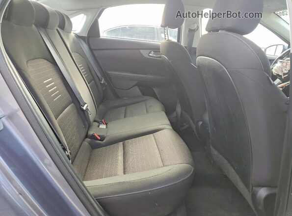3KPF24AD0LE219260 2020 KIA FORTE Gray უკანა სავარძლების ხედი