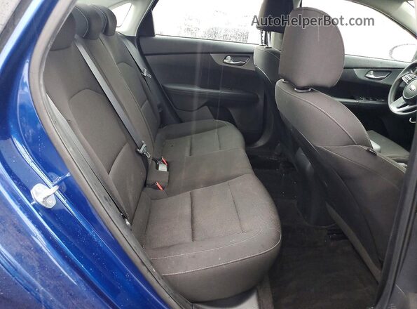 3KPF24AD0ME314371 2021 KIA FORTE Blue Вид задніх сидінь