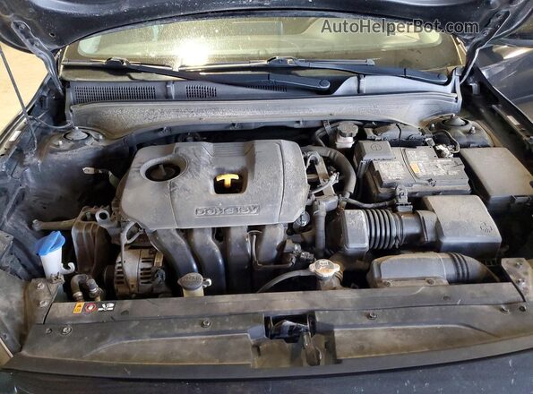 3KPF24AD0ME360797 2021 KIA FORTE Black Widok wnętrza z tyłu