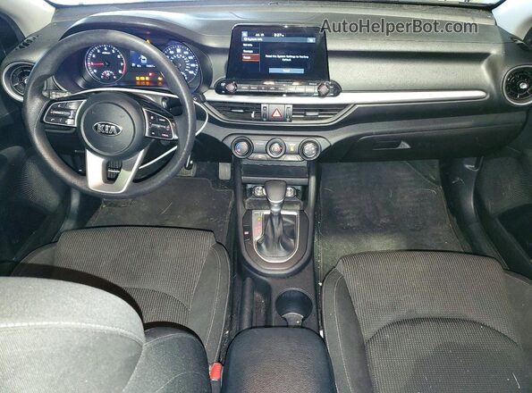 3KPF24AD0ME360797 2021 KIA FORTE Black Widok deski rozdzielczej