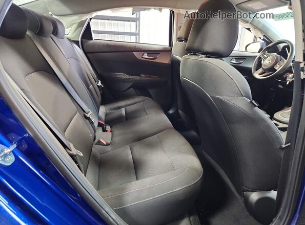 3KPF24AD0ME385716 2021 KIA FORTE Blue Вид задніх сидінь