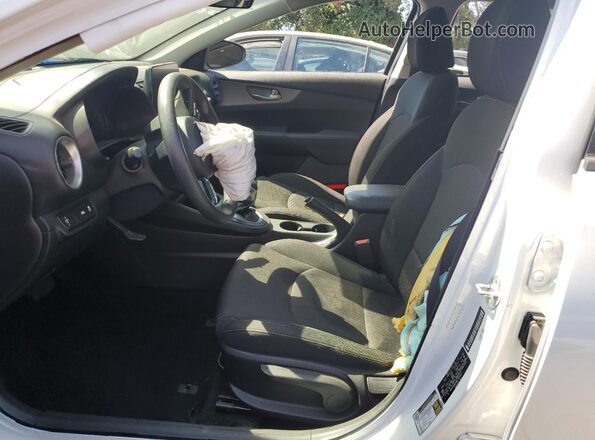 3KPF24AD0ME399583 2021 KIA FORTE White 
