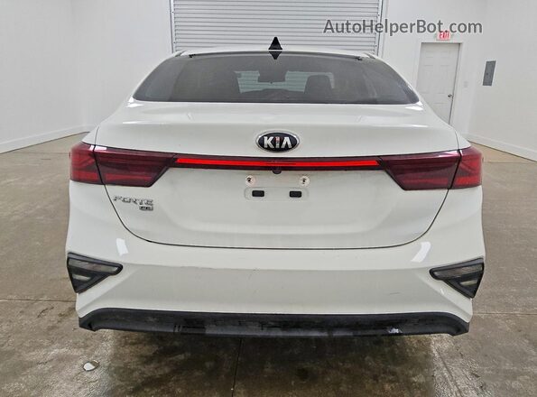 3KPF24AD0ME401137 2021 KIA FORTE White უკანა ხედი
