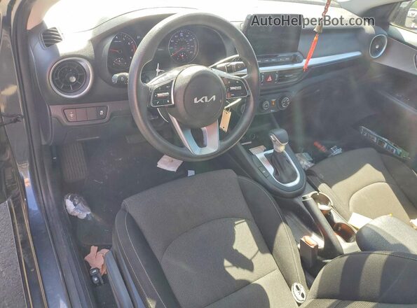 3KPF24AD0PE518737 2023 KIA FORTE Gray Առջևի վահանակի տեսք