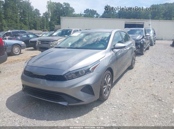 3KPF24AD0RE738589 2024 KIA FORTE Silver Front left
