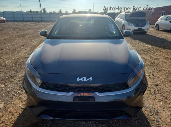 3KPF24AD0RE738849 2024 KIA FORTE Gray Front view
