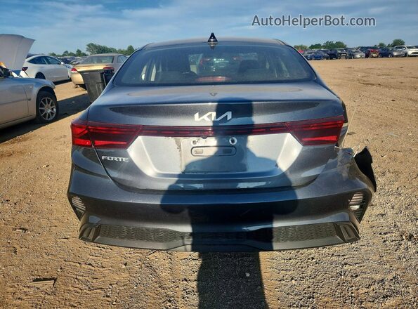 3KPF24AD0RE738849 2024 KIA FORTE Gray Rear view