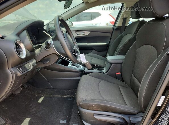 3KPF24AD0RE748734 2024 KIA FORTE Black Widok wnętrza z przodu