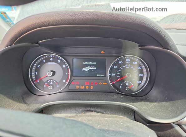3KPF24AD0RE748734 2024 KIA FORTE Black Widok zestawu wskaźników