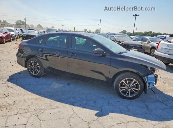 3KPF24AD0RE748734 2024 KIA FORTE Black Przód prawy