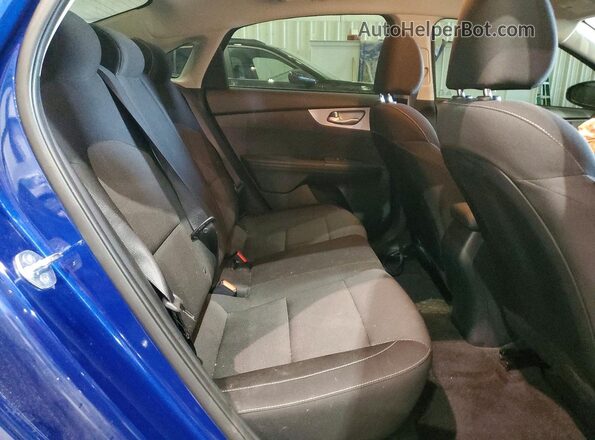 3KPF24AD0RE768014 2024 KIA FORTE Blue Вид задніх сидінь