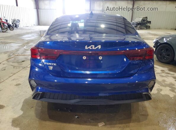 3KPF24AD0RE768014 2024 KIA FORTE Blue Вид ззаду
