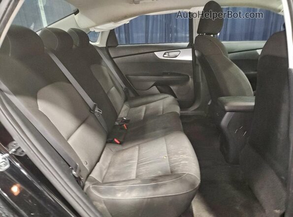 3KPF24AD0RE820211 2024 KIA FORTE Black Вид задніх сидінь