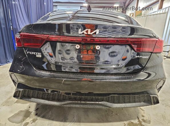 3KPF24AD0RE820211 2024 KIA FORTE Black Вид ззаду