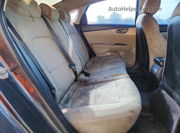 3KPF24AD1KE015405 2019 KIA FORTE Gray Вид задніх сидінь