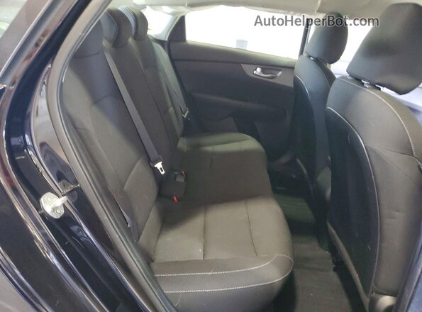 3KPF24AD1KE024217 2019 KIA FORTE Black Widok tylnych siedzeń
