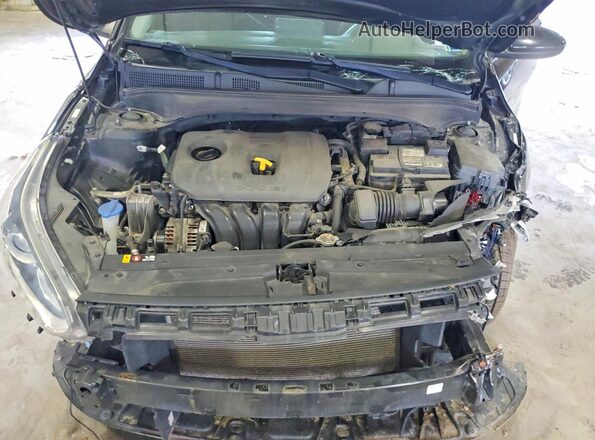 3KPF24AD1KE024217 2019 KIA FORTE Black Widok wnętrza z tyłu