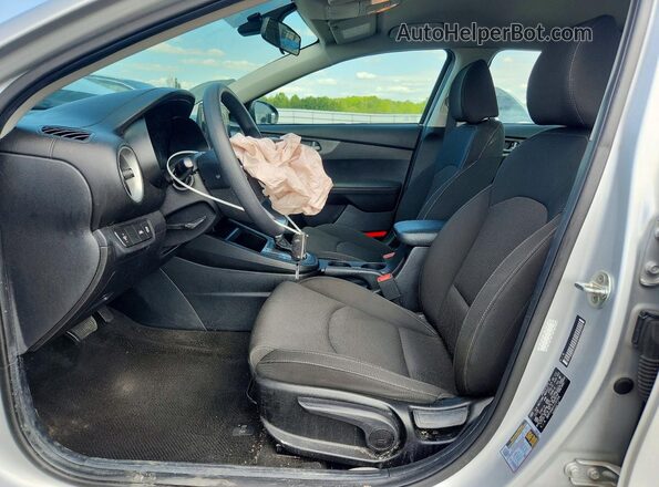 3KPF24AD1LE191954 2020 KIA FORTE Silver წინა სალონის ხედი