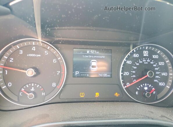 3KPF24AD1LE213807 2020 KIA FORTE Black Instrument cluster view