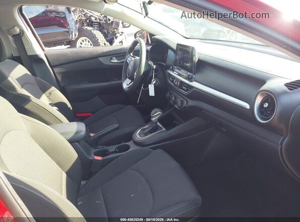 3KPF24AD1ME267769 2021 KIA FORTE Red Սալոնի դիմացի տեսք