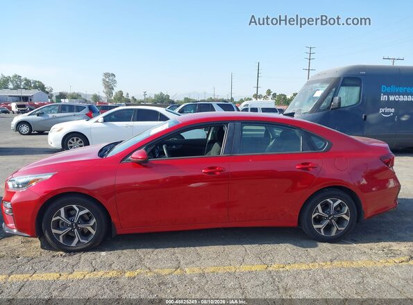 3KPF24AD1ME267769 2021 KIA FORTE Red Սալոնի 360 աստիճան տեսք