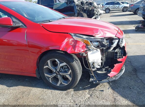 3KPF24AD1ME267769 2021 KIA FORTE Red Դիմացի տեսք