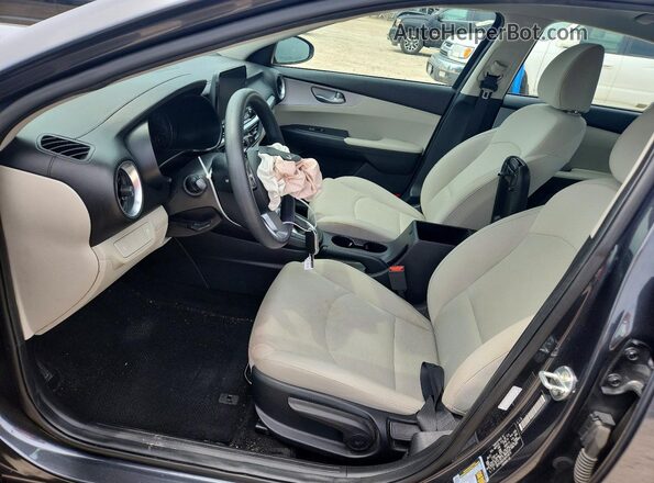 3KPF24AD1NE419079 2022 KIA FORTE Серый Вид салона спереди