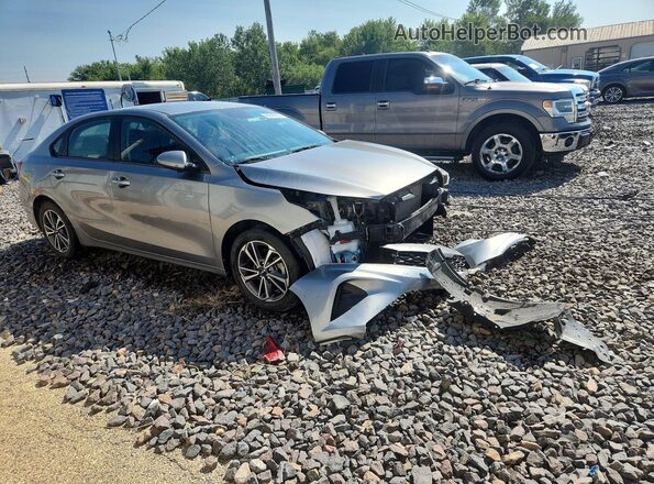 3KPF24AD1NE436500 2022 KIA FORTE Серебряный Передняя правая четверть