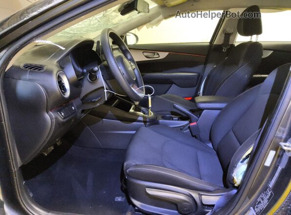 3KPF24AD1PE504894 2023 KIA FORTE Gray Widok wnętrza 360 stopni