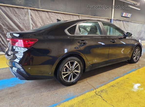 3KPF24AD1PE540536 2023 KIA FORTE Black Задня права чверть