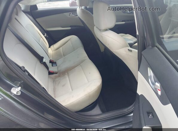 3KPF24AD1PE542139 2023 KIA FORTE Gray Widok naklejki z numerem VIN
